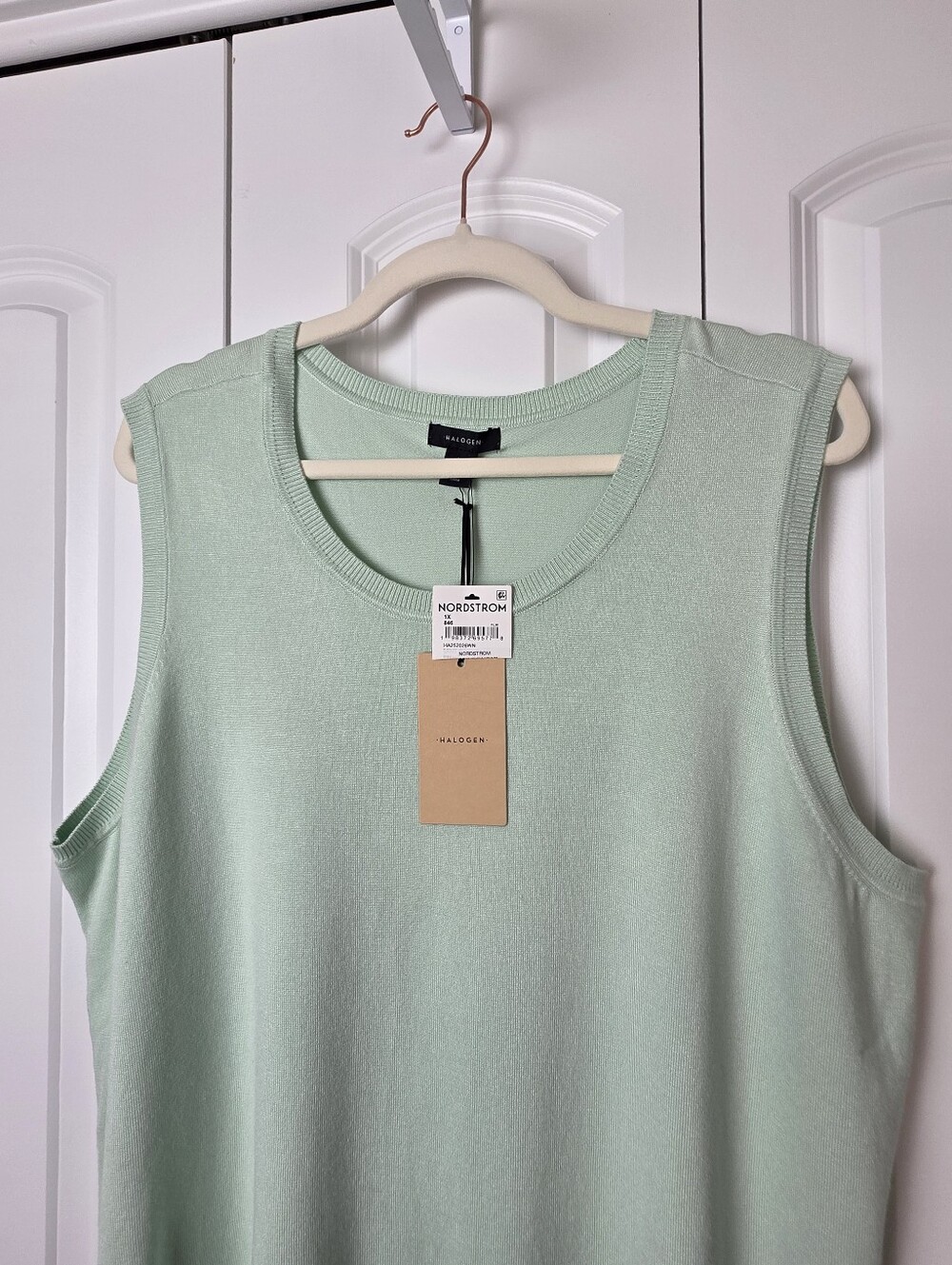 Halogen Women’s Plus Size 1X Knit Tank – Essential Layering Piece - Picture 3 of 10